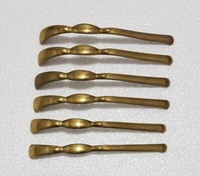 LOTTO 6 Maniglie antiche in ottone lavorato vintage per mobili comodini d’epoca