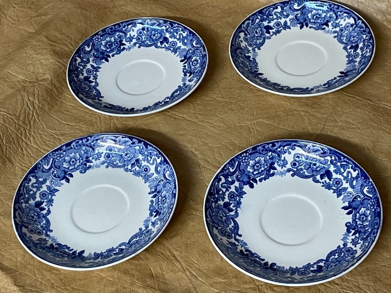 4 Vtg Wedgwood Saucers Dessert Royal Blue Floral  5 3/4 " Etruria England #2031