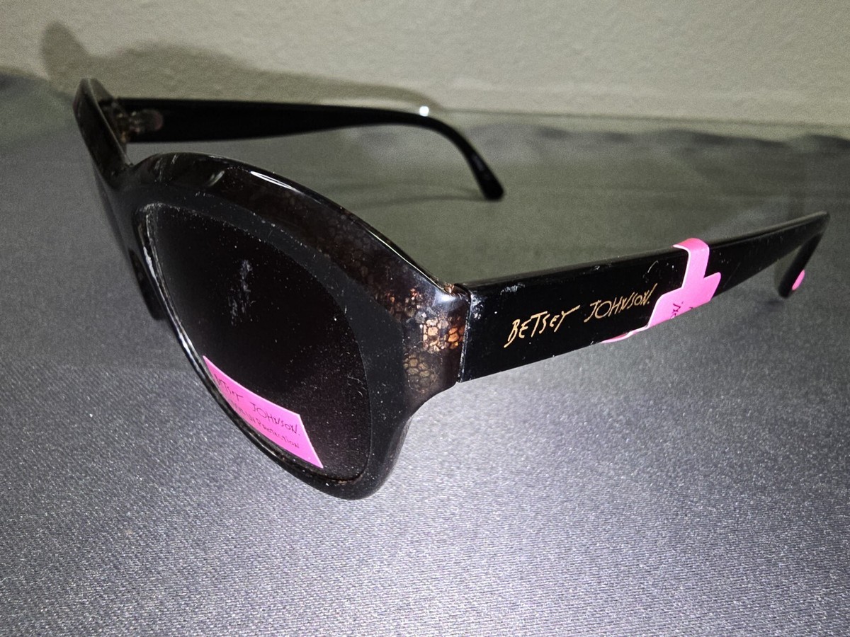 Betsey Johnson Sunglasses Black Snake Lace Pink Heart 