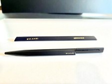 Penna a sfera BVLGARI ECCENTRIC nera opaca con ricarica