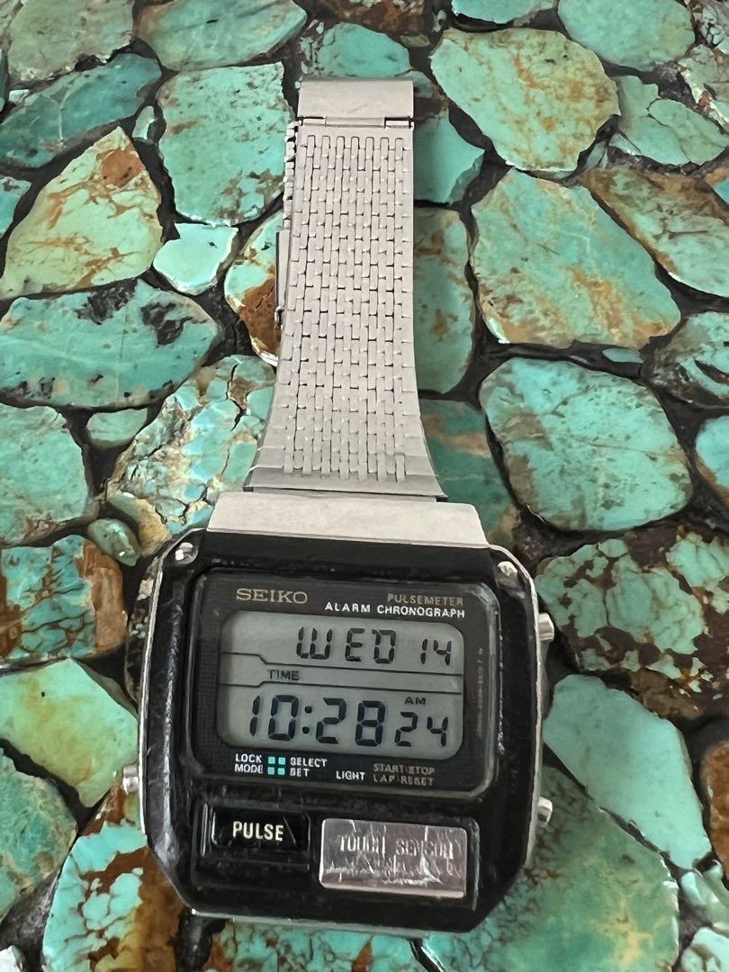 Vintage Seiko Alarm Chrono Pulse Meter S229-5019 Used SV1212 Vintage Seiko Alarm Chrono Pulse Meter S229-5019 Used SV1212