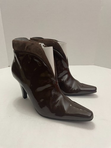 BELLINI Brown Ankle Boots Size 6M Bootie Heels Pointy Patent Leather Suede Trim - Picture 3 of 6