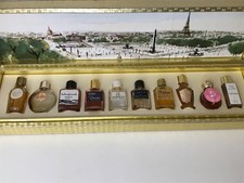Mini Perfume Bottle Sampler Set Les Meilleurs Parfums de Paris 1960s Vintage