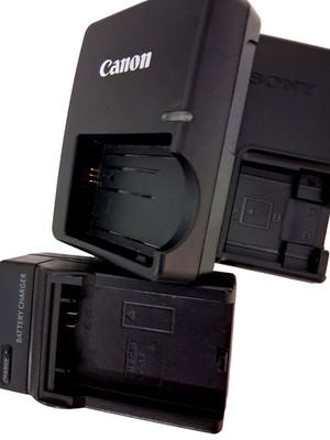 Portable Wall Chargers Lot Of 3 Sony, Canon.