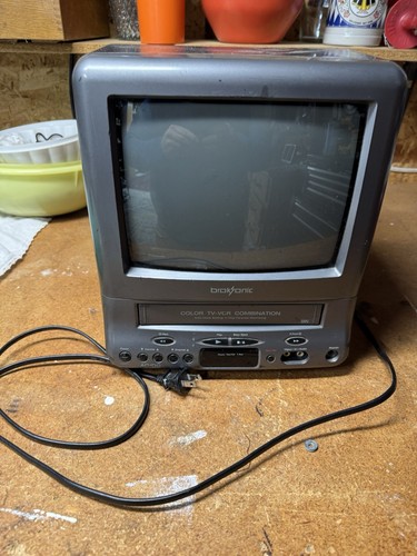 VTG Broksonic CTSGT-2799C CRT TV VCR Combo 480i - 9" - Tested Works No Remote