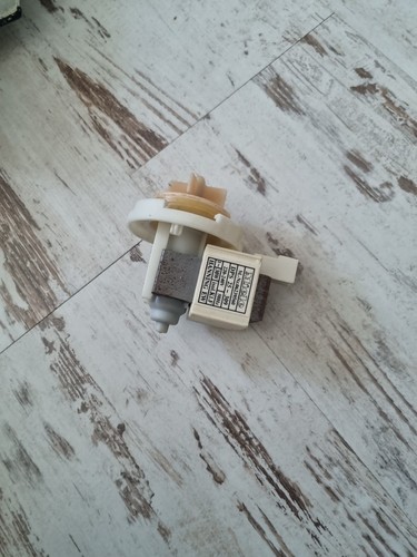 Miele W 6546 Softtronic WASCHMASCHINE Miele Pumpe 06239560 Laugenpumpe