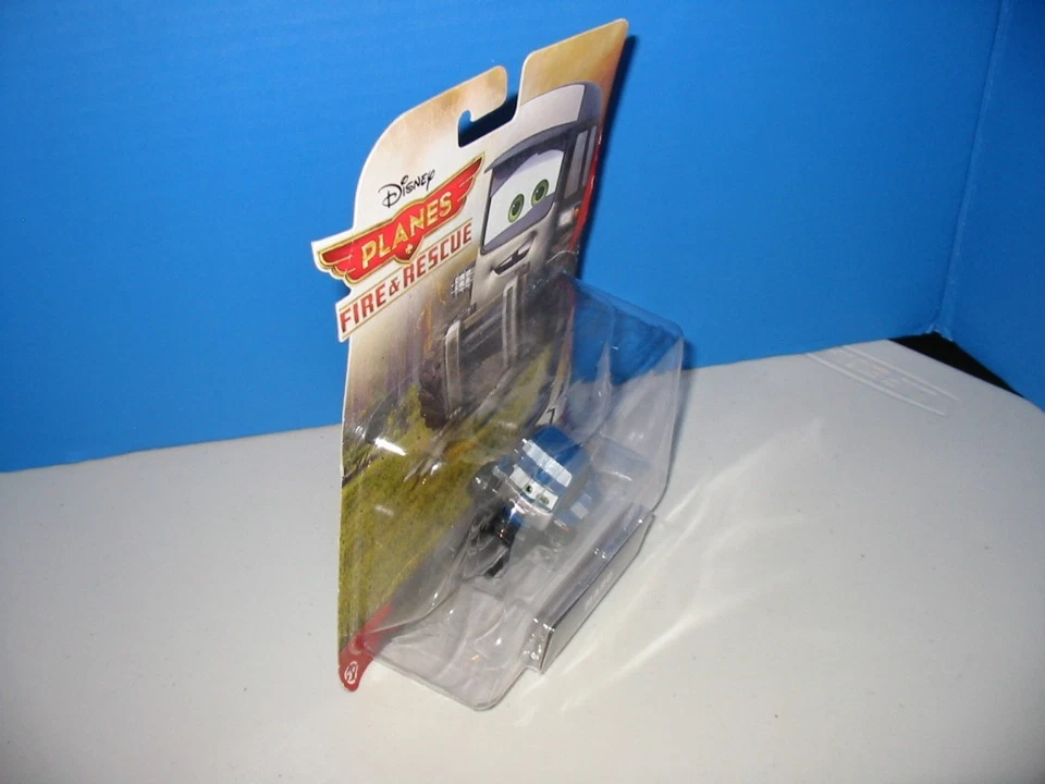 Carretilla elevadora diecast Maru Fire and Rescue 2014 Disney Planes nueva sellada de fábrica Foto 2 de 4