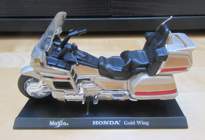 Honda Goldwing Motorrad, Maisto, Maßstab 1:18, Standmodell, neuwertig!
