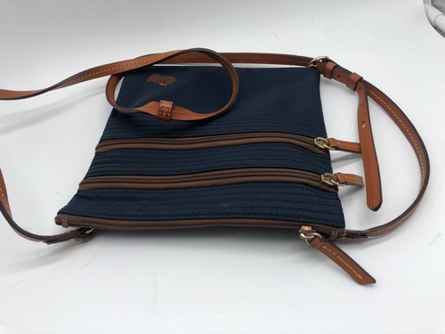 Organizador de Bolso Pequeño Dooney & Bourke Tres Paquetes Azul Marino Ajustable - Imagen 5 de 8