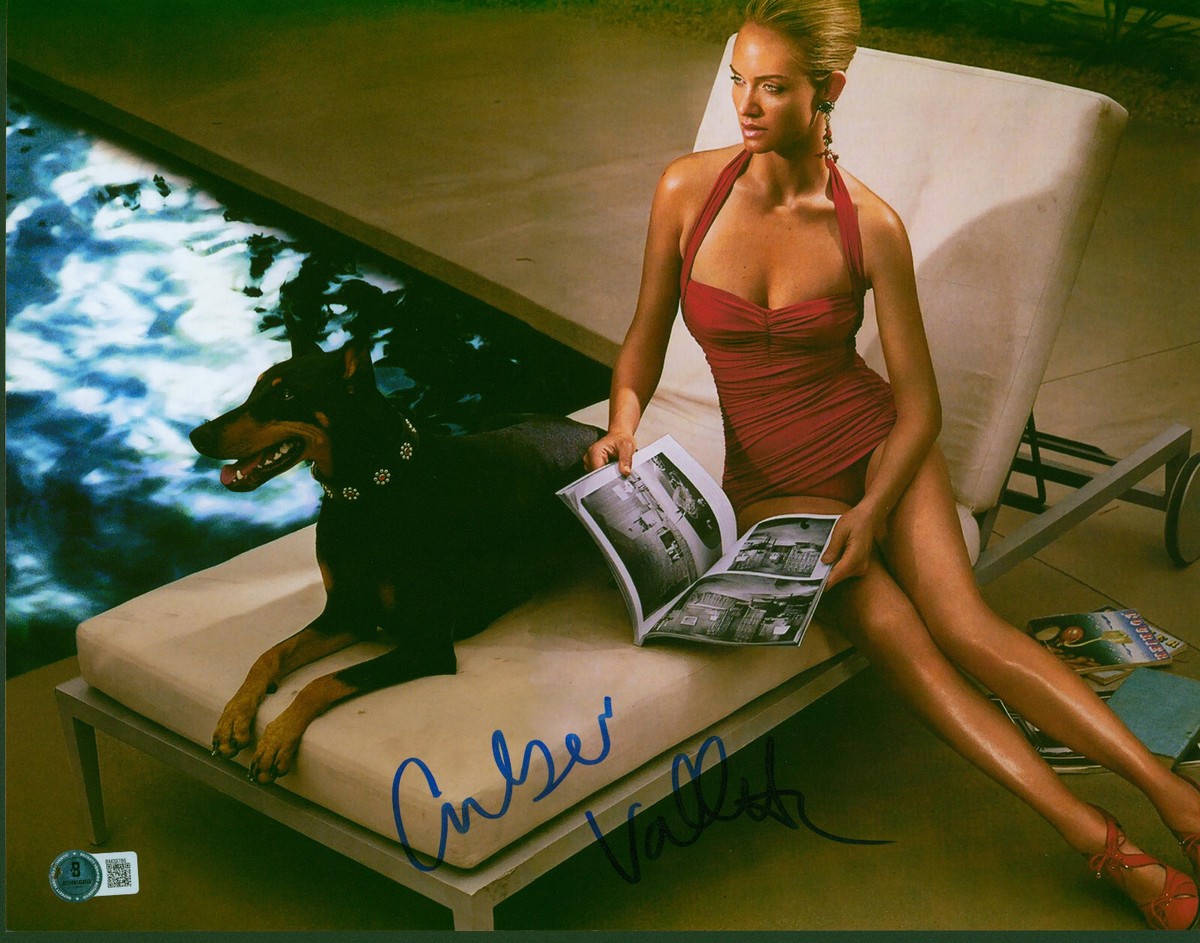 AMBER VALLETTA Signed 11x14 Photo Hot Sexy Beauty Hitch The Spy