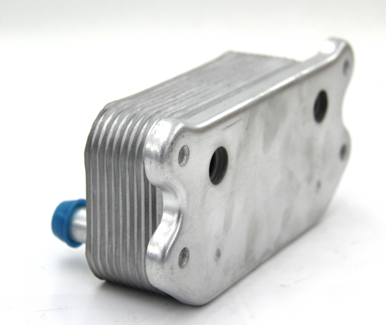 New Engine Oil Cooler For Volvo - C70, S40 2.4 L5, V50 (2005-11) OE M ...