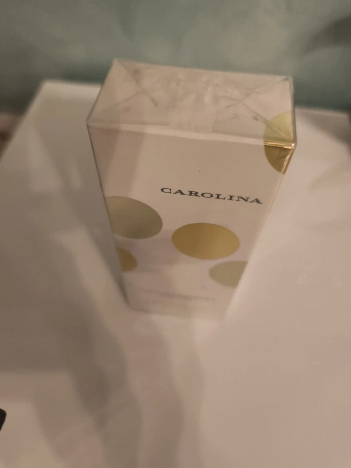 Carolina Carolina Herrera Eau De Toilette 50ml Vintage Natural Spray - Immagine 3 di 4