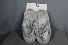Chinese Laundry Women's Plush Slippers Size XL 11-12