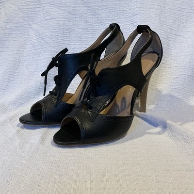   Via Uno Black Leather 4.75  Heels Pumps Lace Up - Size 8
