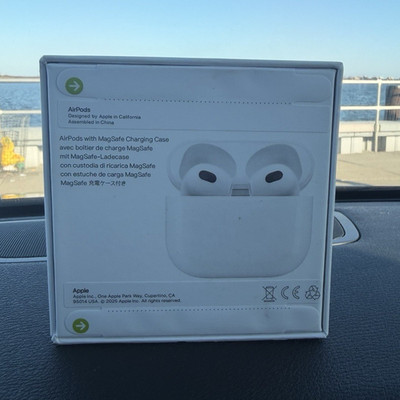 Apple AirPods 3rd Gen