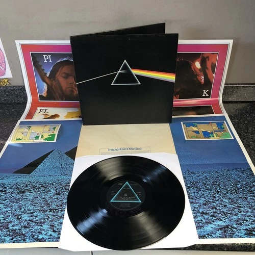 LP PINK FLOYD THE DARK SIDE OF THE MOON SHVL 804 UK 5TH PRESS POSTERS & STICKERS
