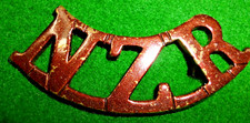 WWI Original New Zealand Regiment NZR Darkened Shoulder Title Badge, Gaunt 