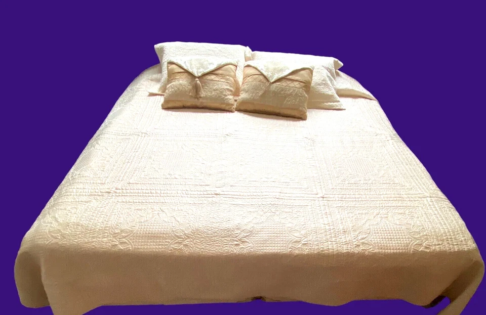 Pem America King Size Set Colcha Edredón Acolchado Juego Almohada Color Oro Pálido Foto 3 de 4