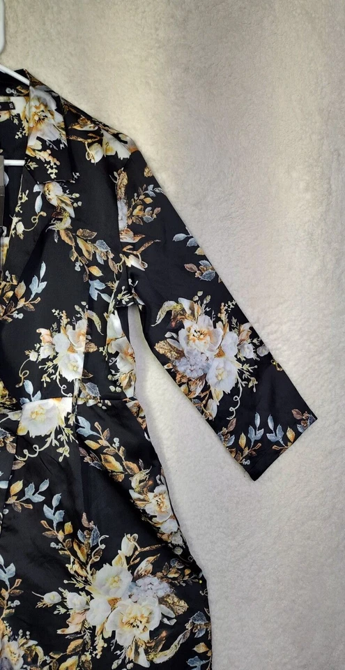 Macacão Boohoo Feminino 12 Preto Floral 100% Poliéster Manga 3/4 Gola Alta Ajuste - Imagem 3 de 4