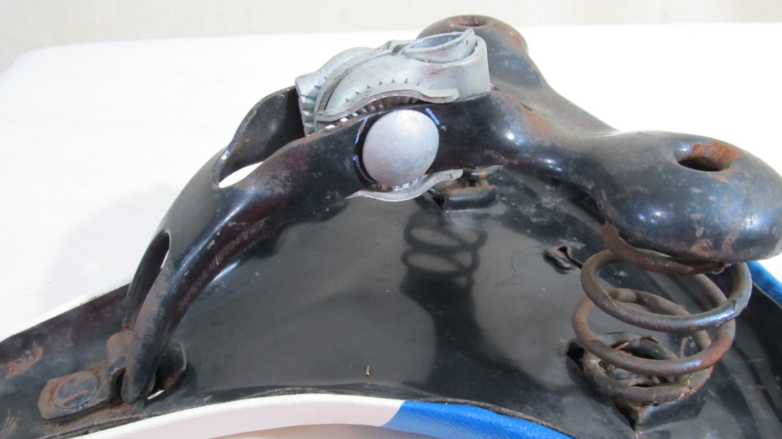Persons seat saddle Vintage Blue White 40s 50s Monark Hawthorne Klunker Mesinger