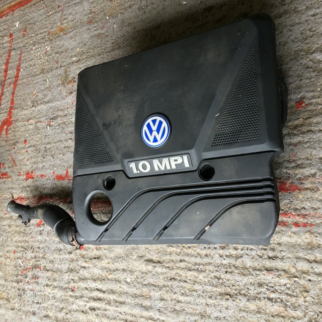 Volkswagen VW Polo 1.0 Petrol Mk3 19992001 Engine Cover 030129607