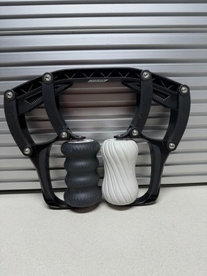 Roll Recovery R8 deep tissue massage roller Super Plush- Great Condition