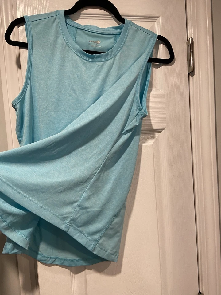 Camiseta sin mangas deportiva Avia talla M azul aguamarina sin mangas calce relajado camisa muscular Foto 2 de 4