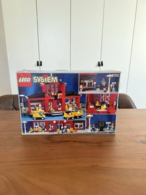 Lego System 9V Set 2150 Train Station inc Box, Instructions 1996