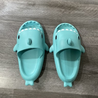 Crayon Friends light weight shark slip on  blue shoes says 200 on bottom