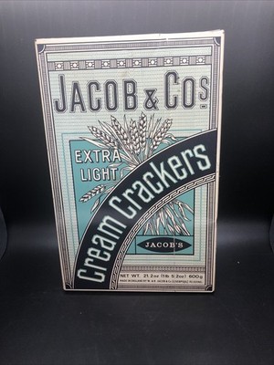 Jacob & Co. s Extra Light Cream Crackers Metal Tin 6.5''x10'' Vintage Advertising