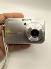 Sony Cybershot DSC-N1 8.1MP 3x Zoom Digital + 1GB + Case