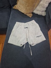 Essentials Men's Fear Of God Sycamore Sweat Shorts Size Medium Drawstring NWT