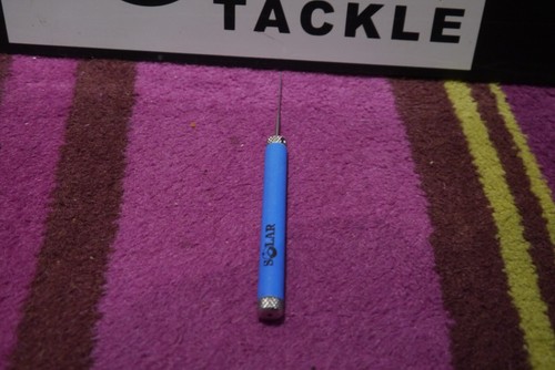 SOLAR TACKLE BAITING NEEDLE BLUE USED CARP COARSE FISHING OLD SKOOL TACKLE - Picture 2 of 2