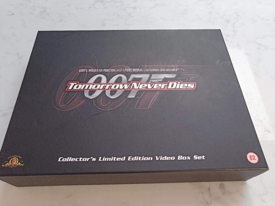 Tomorrow Never Dies Limited Edition Numbered VHS Box Set - No.57 - Image 2 of 4