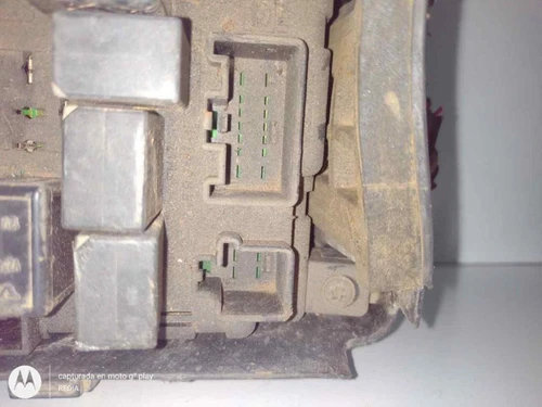 9494210 Caja Reles/Fusibles para VOLVO XC70 2.4 D AWD Ocean Race 2005 635872 - Imagen 4 de 10