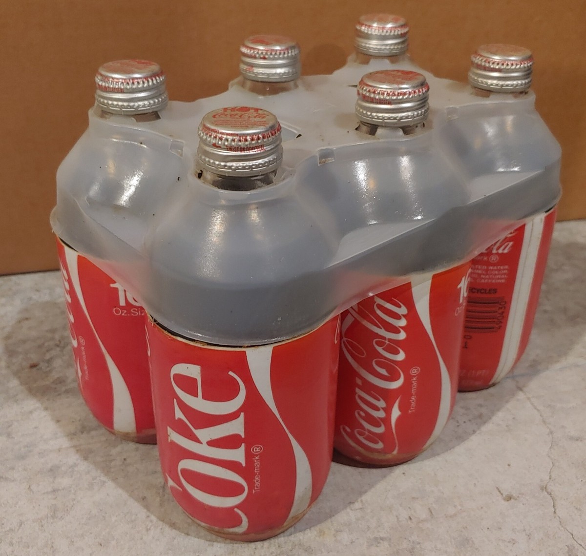 1985 Vintage Collectible Original Coke Coca Cola 16oz Hot Tops Cap