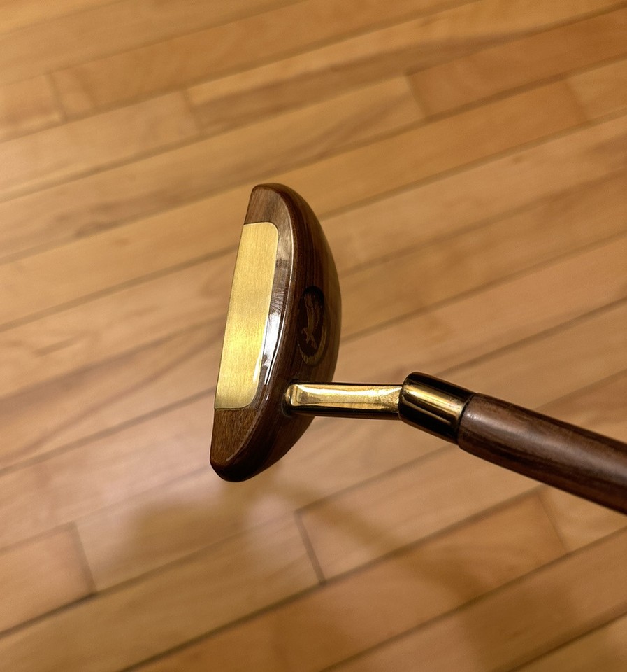 Golf Design Putter Woodie Executive Series. All Wood and Brass Brand