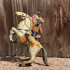 VIDEO  SHIPPED 1938 Marx The Lone Ranger  Silver tin windup toy WORKING Lasso