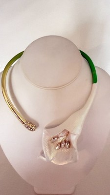✨ New With Tag Betsey Johnson Red Calla Lily Statement Collar Necklace ✨ Betsey Johnson Calla Lily Necklace | TikTok main image 2