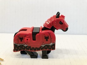 LEGO Horse Armored Red Barding From Set 70402 Gatehouse Raid Black Dragon Heads