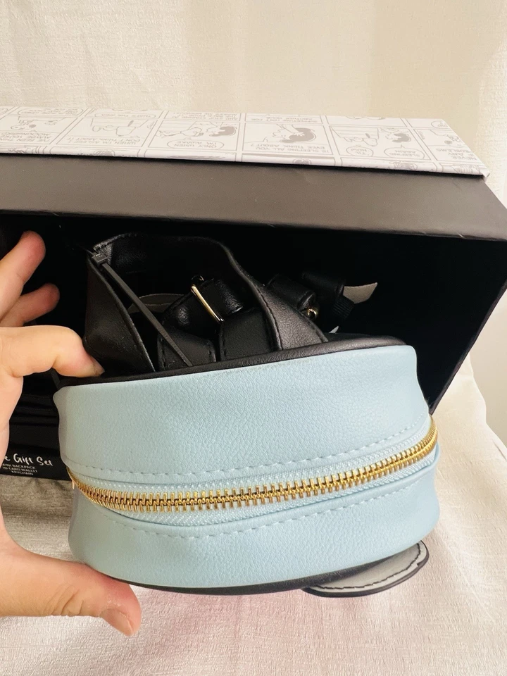 Peanuts Snoopy 3-Piece Gift Set Mini Backpack ID Wallet & Keychain NWT - Image 4 of 4