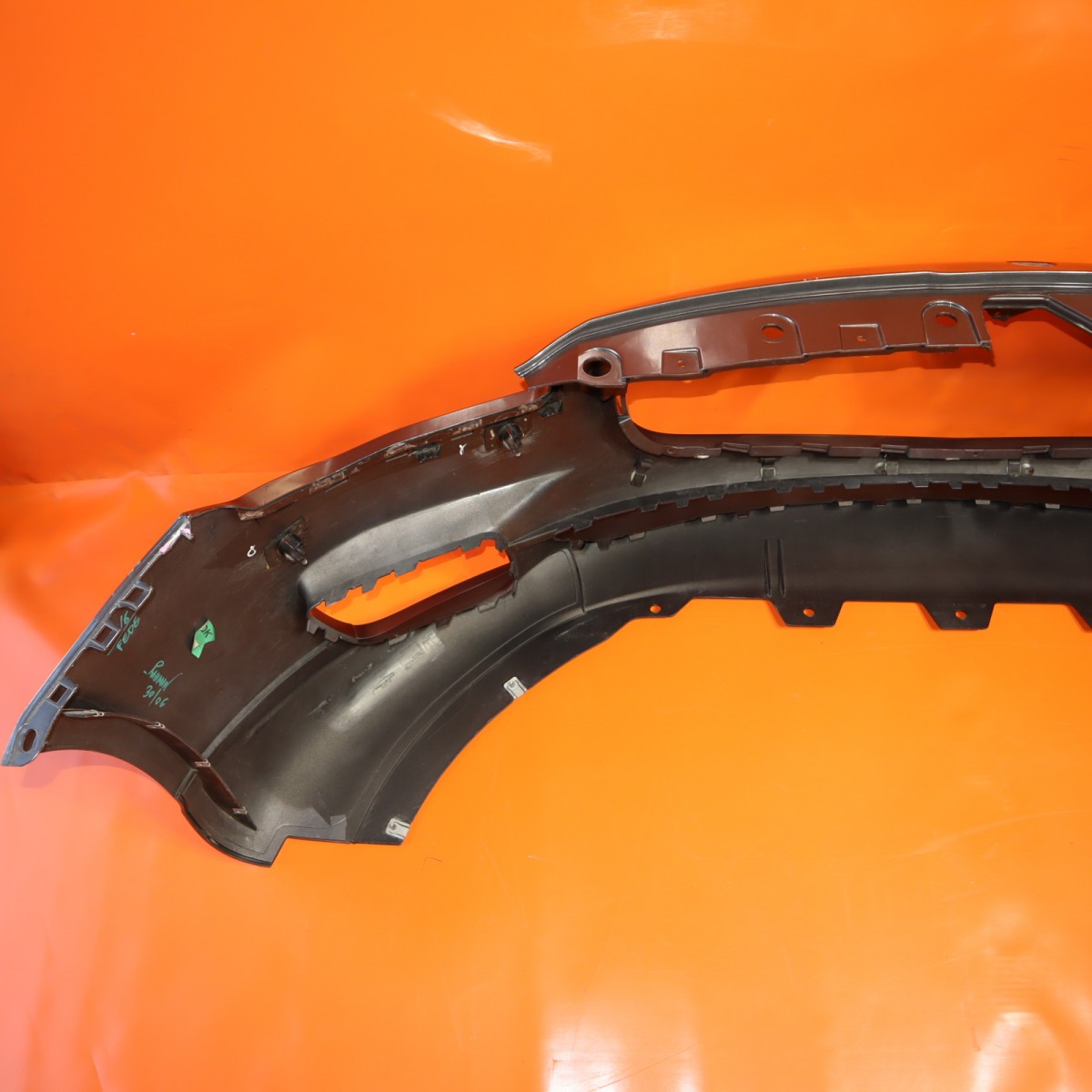Maserati Quattroporte 2014-2017 Front Front bumper P/N 670010256