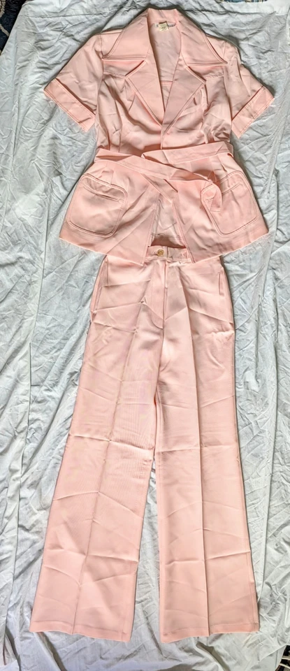 Auténtico Traje Pantalón Dos Piezas Rosa Años 70 Para Mujer Excelente Estado Foto 2 de 4