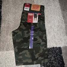 Youth cargo short Levi size 10 camo  pattern youth boy NWT