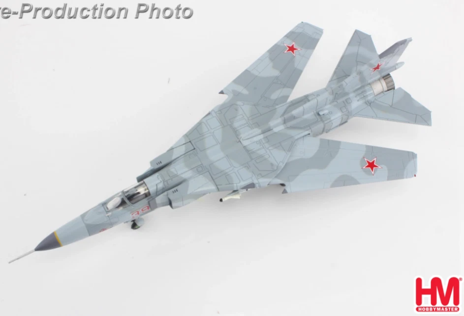 Modelo fundido a presión de combate 1:72 HM MIG-23MS "Flogger E" rojo 39 Nevada, 1981 a 1988 Foto 4 de 4