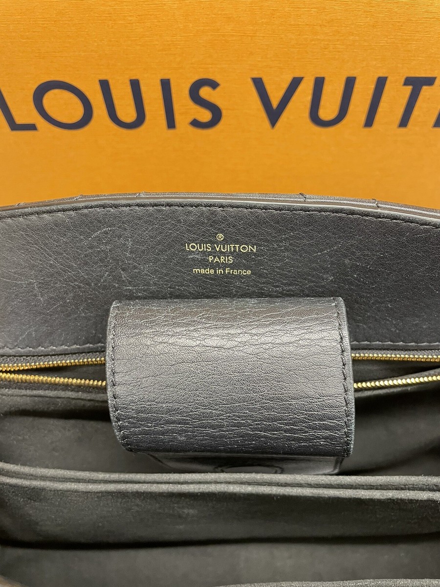 Louis Vuitton LV Chain Tote New Wave Cowhide M51496 Leather