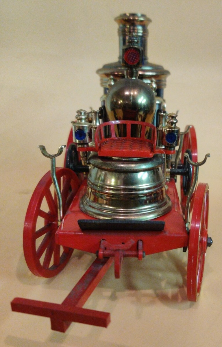 THE MISSISSIPPI 1869 RED STEAM ENGINE FIRE WAGON RADIO WACO
