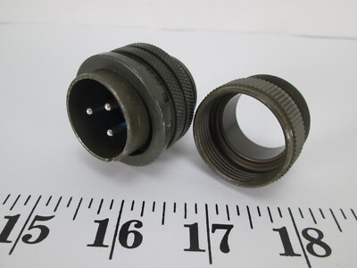 New NOS Amphenol Connector Plug Male 3 Position Circular 97-3106A20-3P SKU B