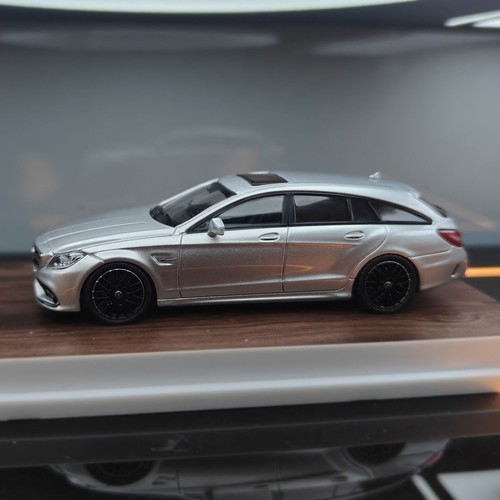 MJ 1:64 MERCEDES-BENZ CLS63 AMG Shooting Brake Station Wagon Car Diecast Models - Picture 23 of 36