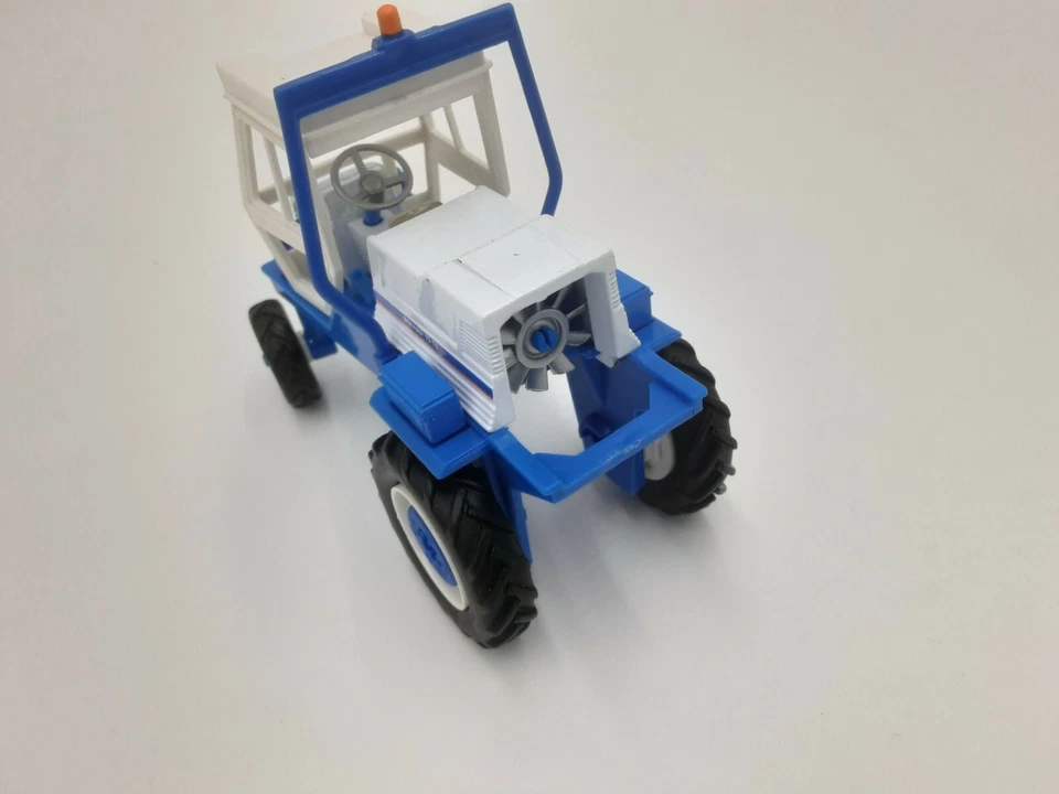 tracteur bobard (vigne) green monster 1/32 metal Bleu Et Blanc - Photo 4/4